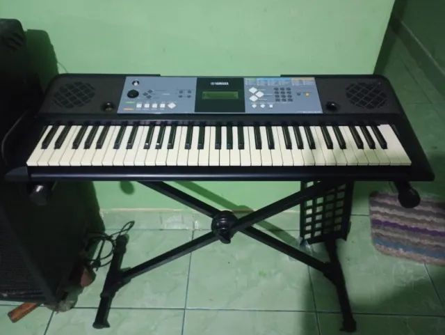 Teclado YAMAHA Psr - E233 - Foto 3