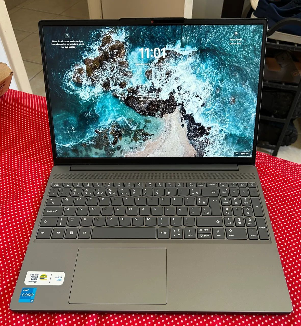 Notebook Lenovo IdeaPad Slim 3i Intel Core i5 13420H 8GB RAM 512GB SSD 15,3