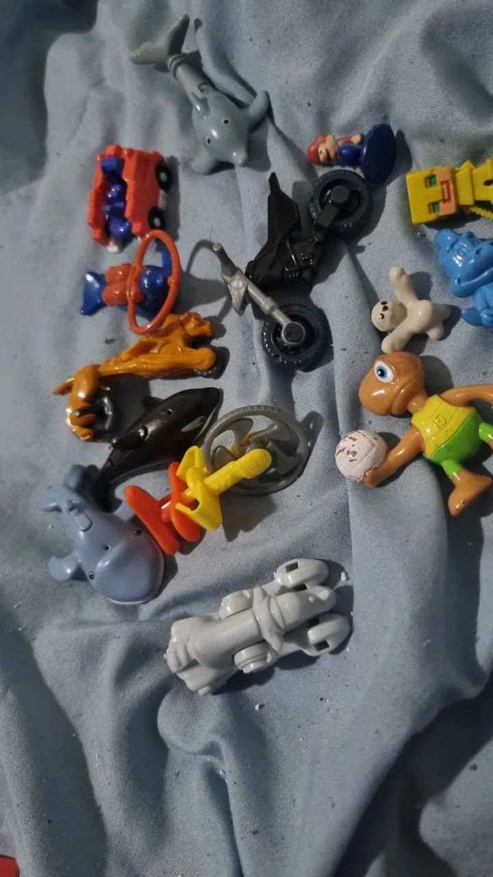 brinquedinhos miniatura Kinder Ovo - Foto 2