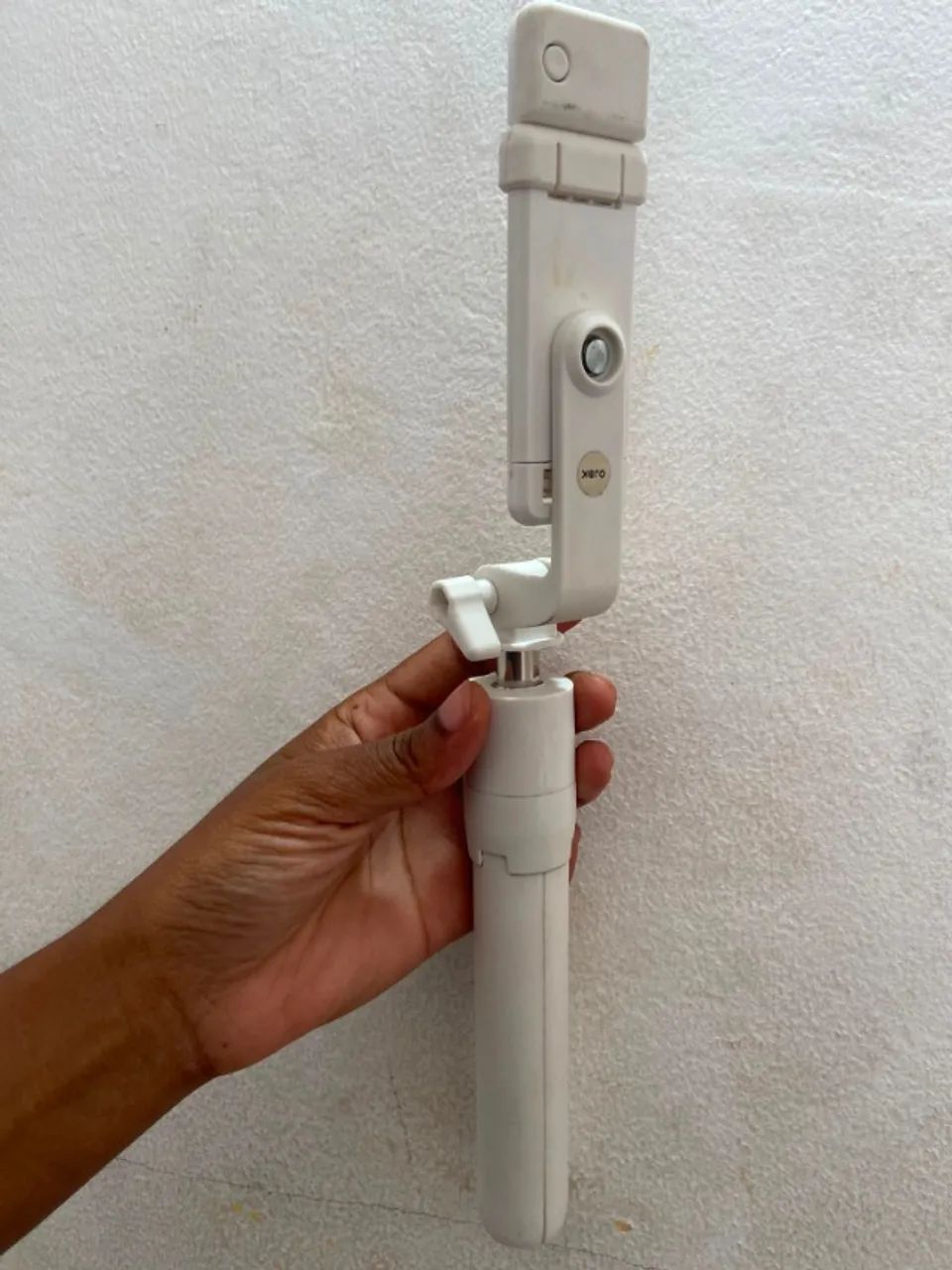 Bastão de Selfie Tripé e Controle Bluetooth - Foto 5