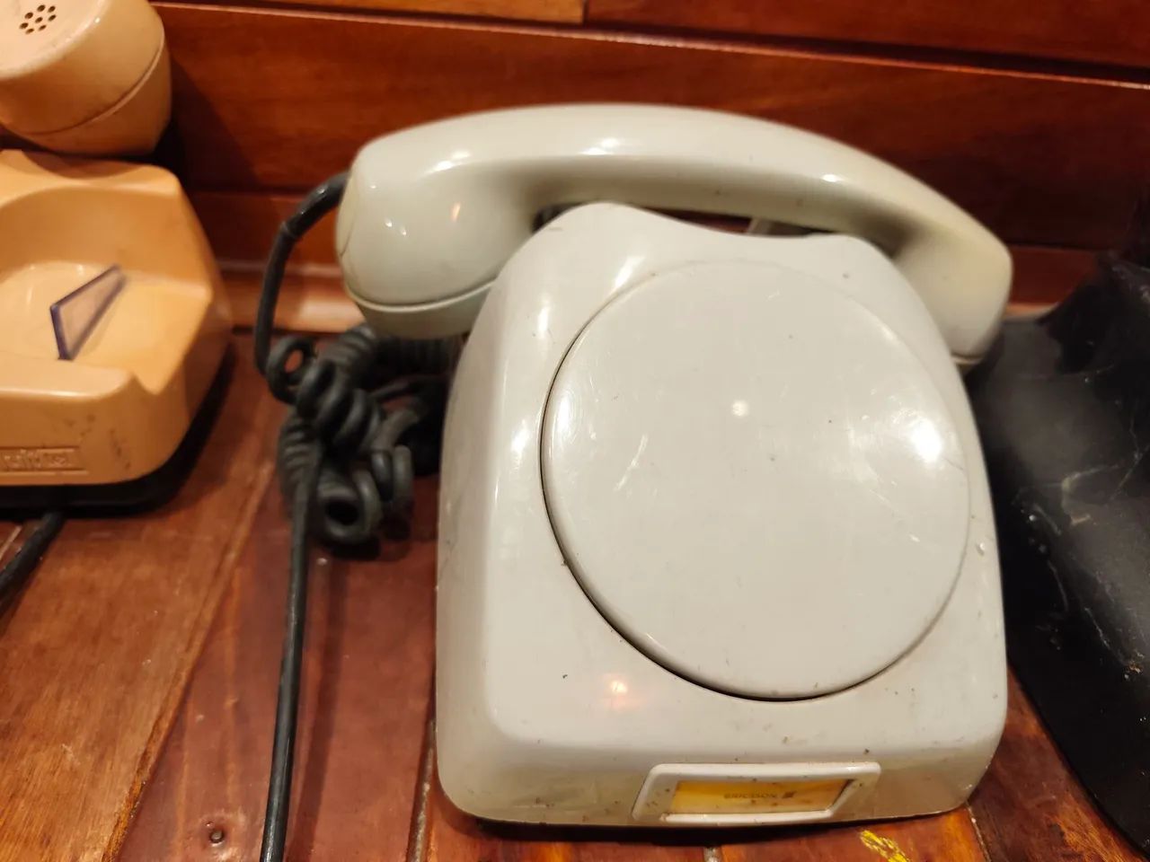 Telefone bem antigos - Foto 2