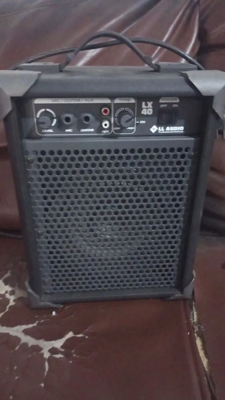 Vendo Caixa de Som Pequena 