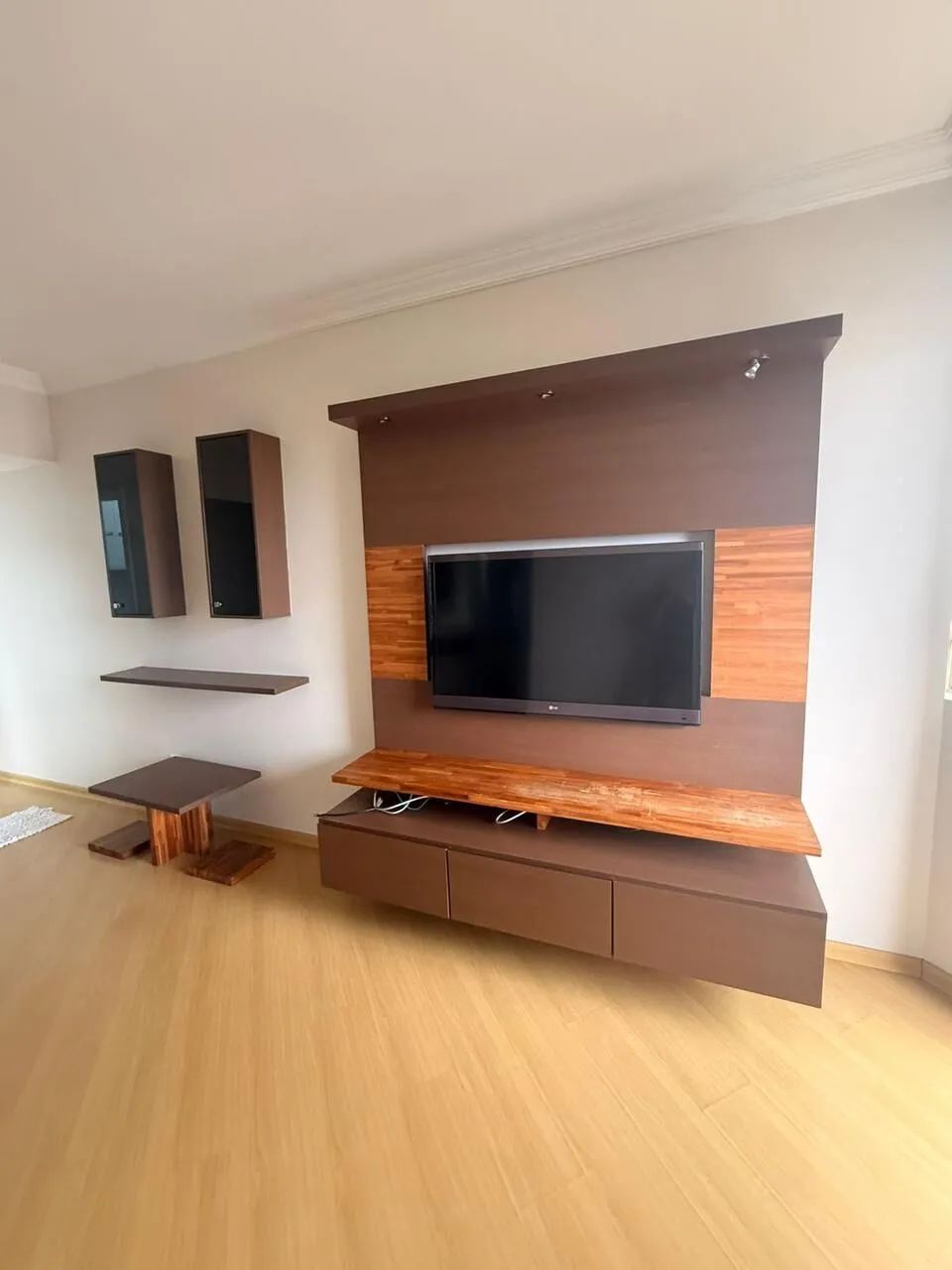 Condomínio Edifício Mont Rey - Apartamento com 2 Quartos para Locação no Edifício Mont Rey - Foto 2