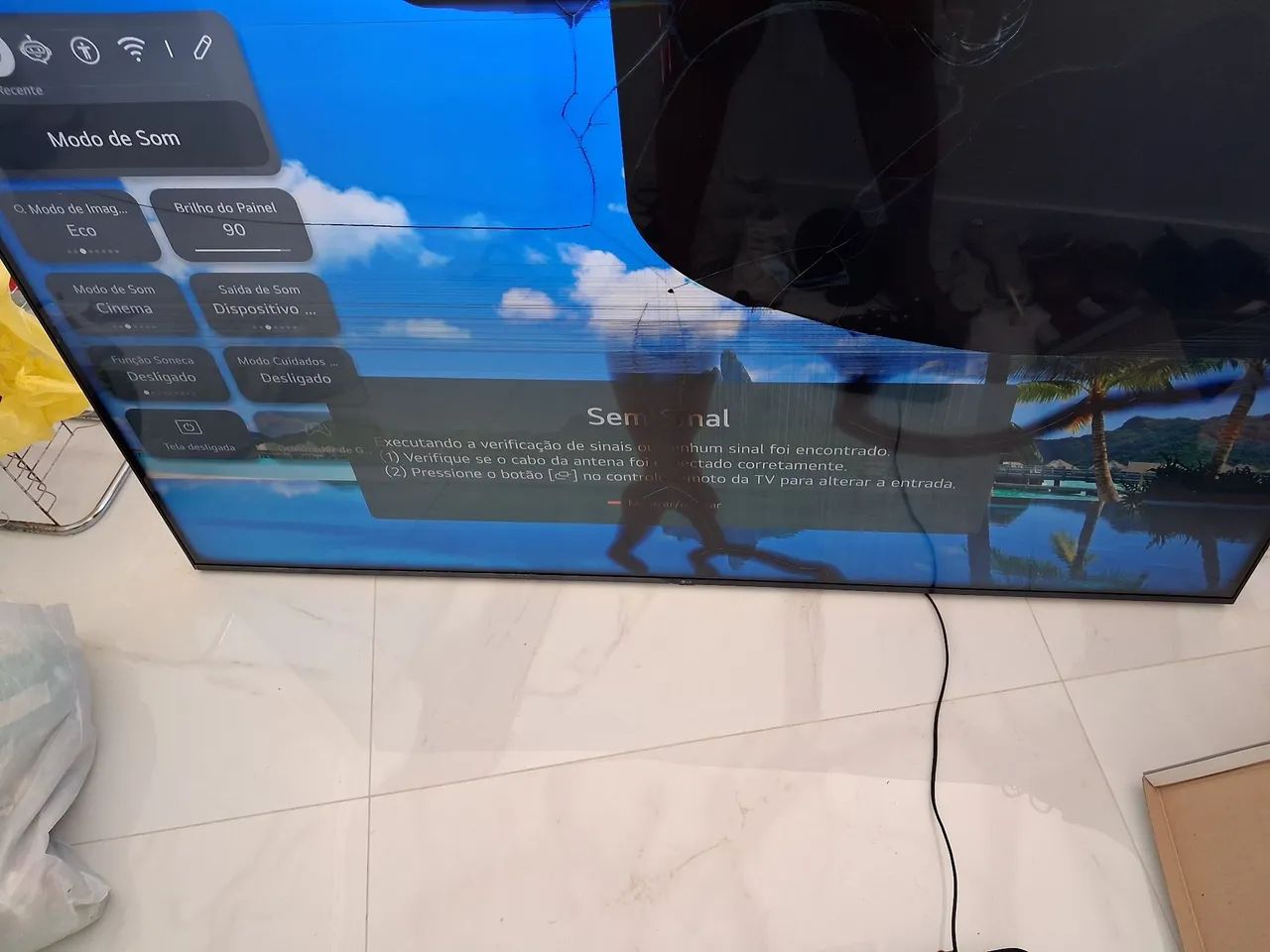 TV 65 POLEGADAS IDEAL PARA QUEM QUER APROVEITAR AS PEÇAS OU TROCAR A TELA - Foto 2