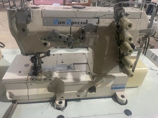 OPORTUNIDADE! VENDO MÁQUINA COSTURA GALONEIRA INDUSTRIAL - SUN SPECIAL