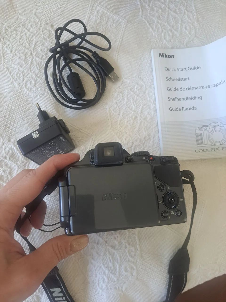 Nikon P520