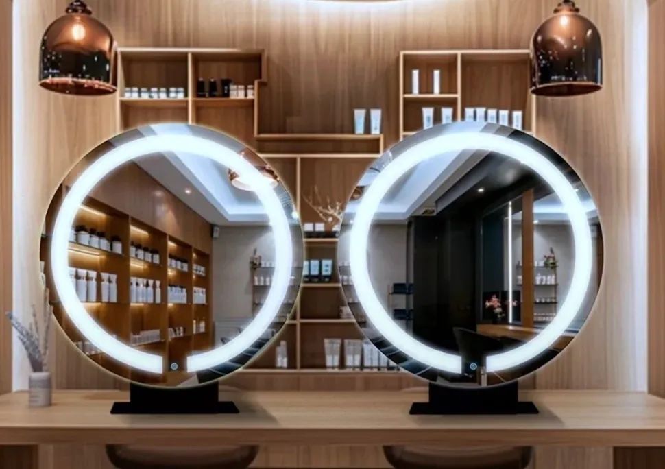 Dois espelhos duplos com Led 