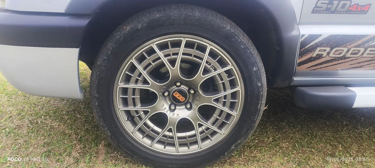 jogo de roda com pneus - Foto 5