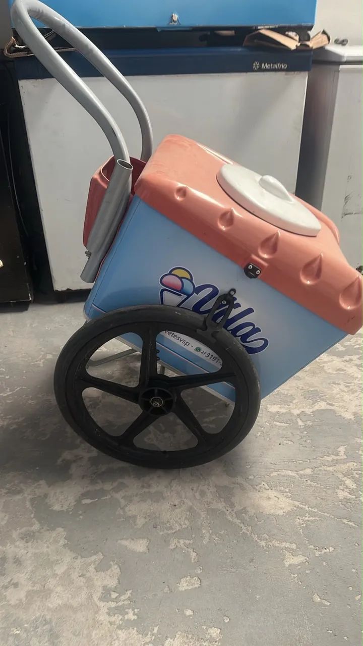 Carrinho de picolé novinho 