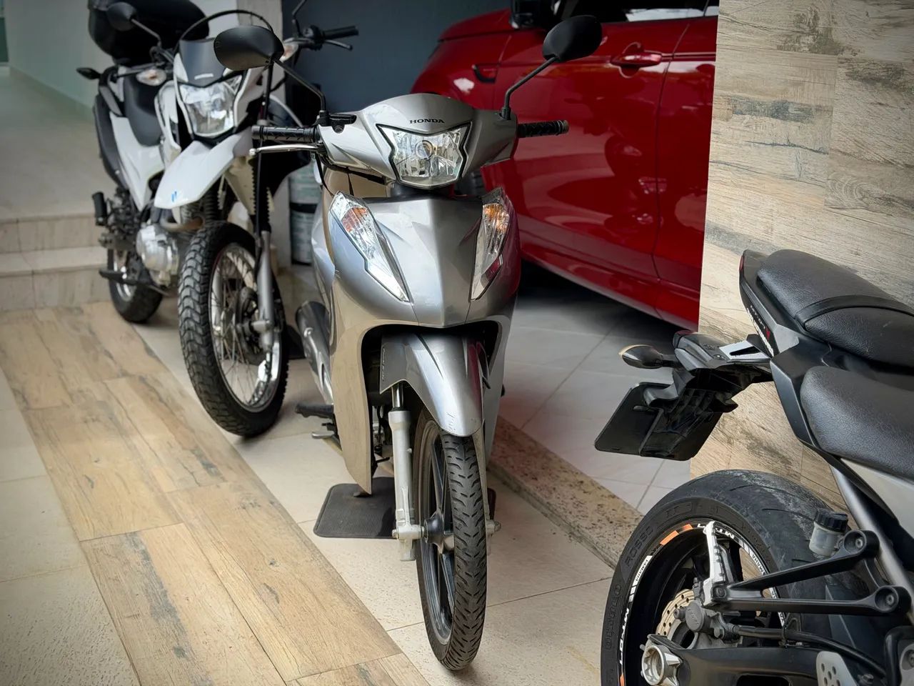 HONDA BIZ 125cc 2019 aceito troca - Foto 2