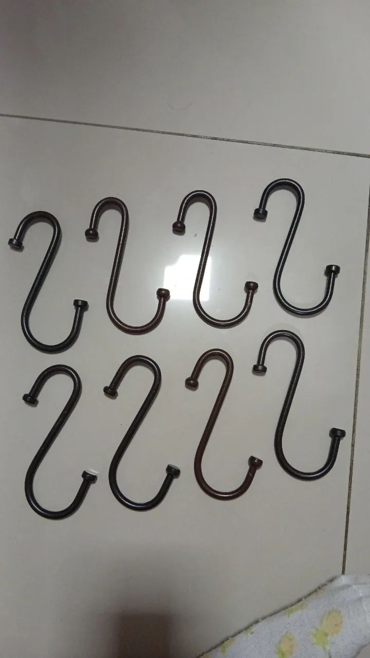  ganchos em S para pendurar roupas ou utensílios  - Foto 2