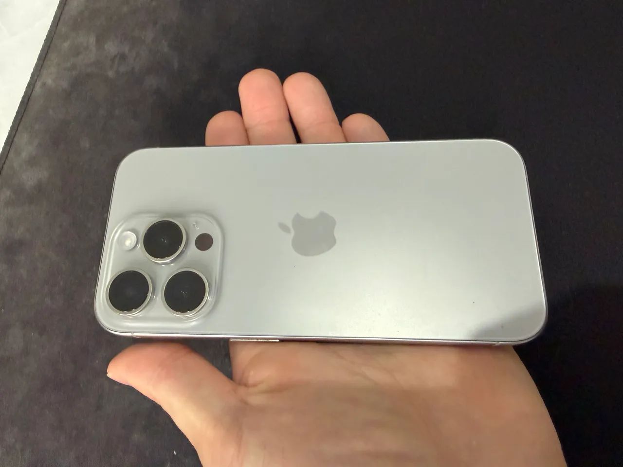 Iphone 15 pro 256 gb + brindes - Foto 2