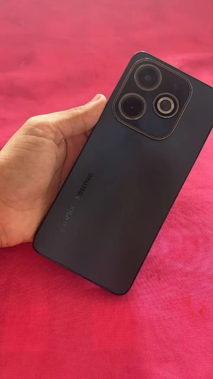 Vendo um celular 