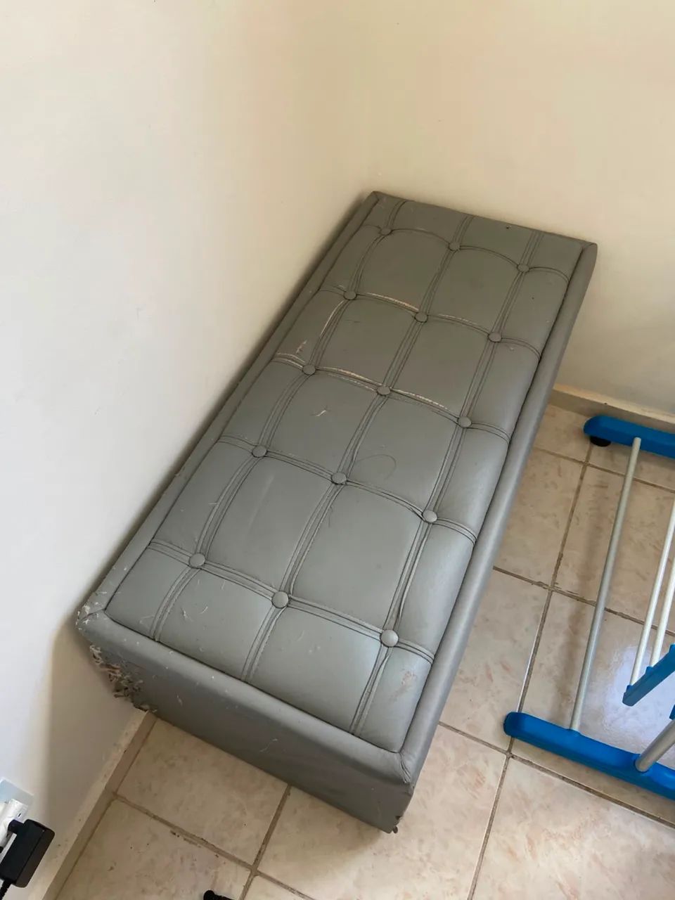 Baú com assento