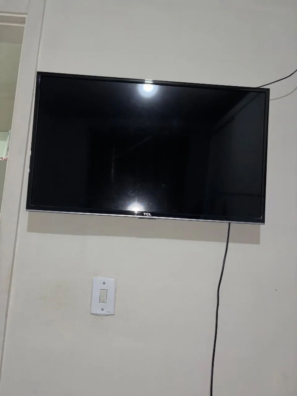 Caixa de som JBL + televisor smart 32 polegadas