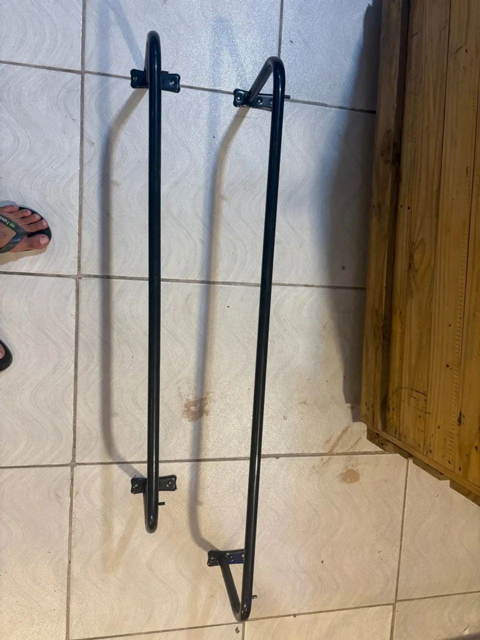 arara fixa preta 