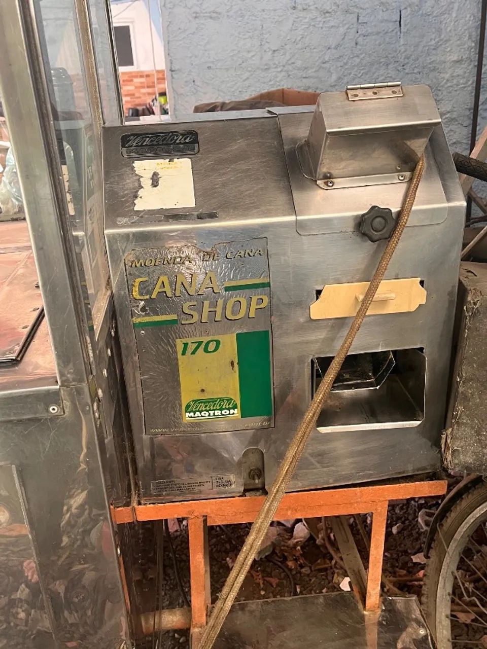 Carrinho de pastel, coxinha e caldo de cana - Foto 5