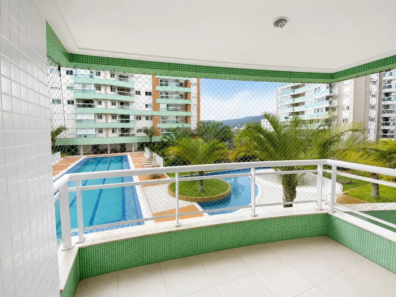 Imóvel para aluguel com 75 metros quadrados com 2 quartos em Trindade - Florianópolis - SC - Foto 2