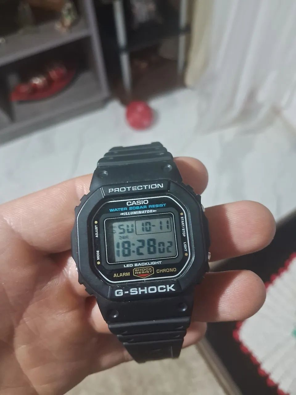 Casio g shock dw 5600 