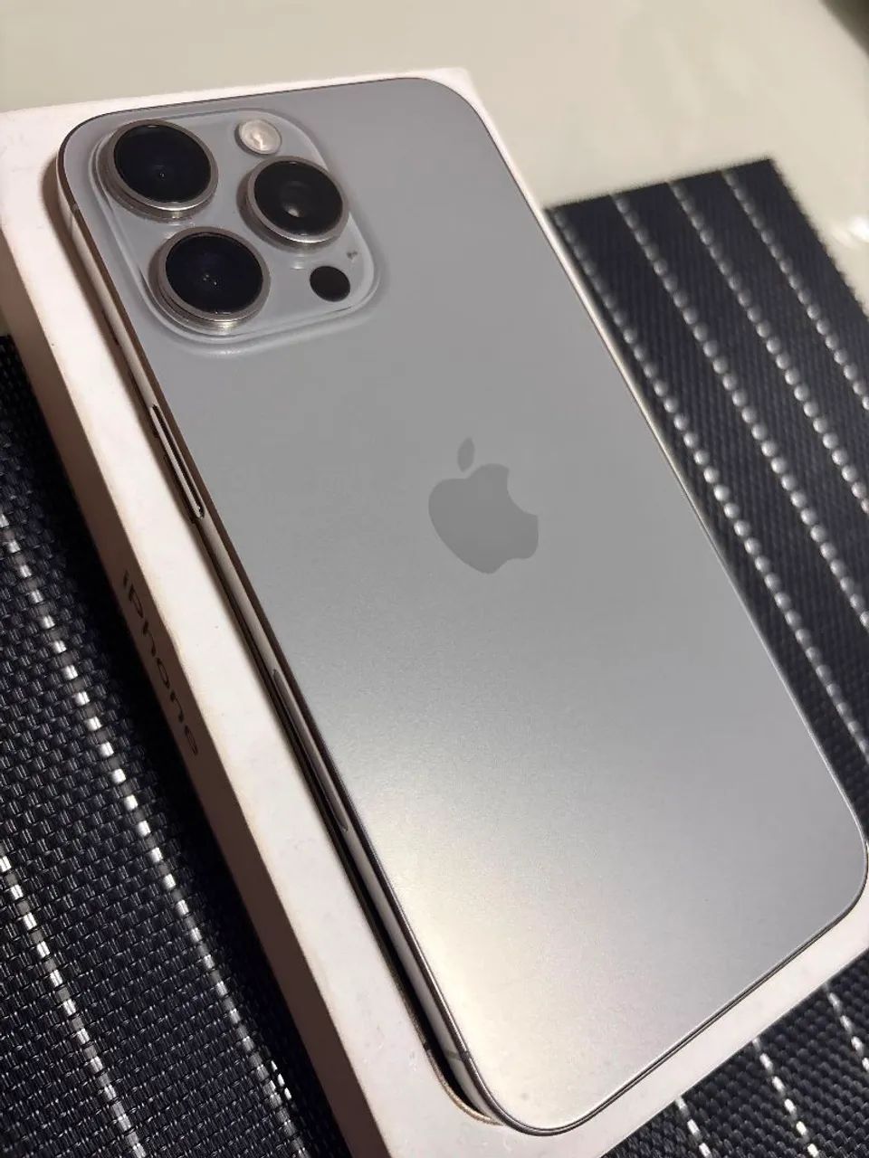 iPhone 15 pro Max Titanium 256gigas - Foto 2