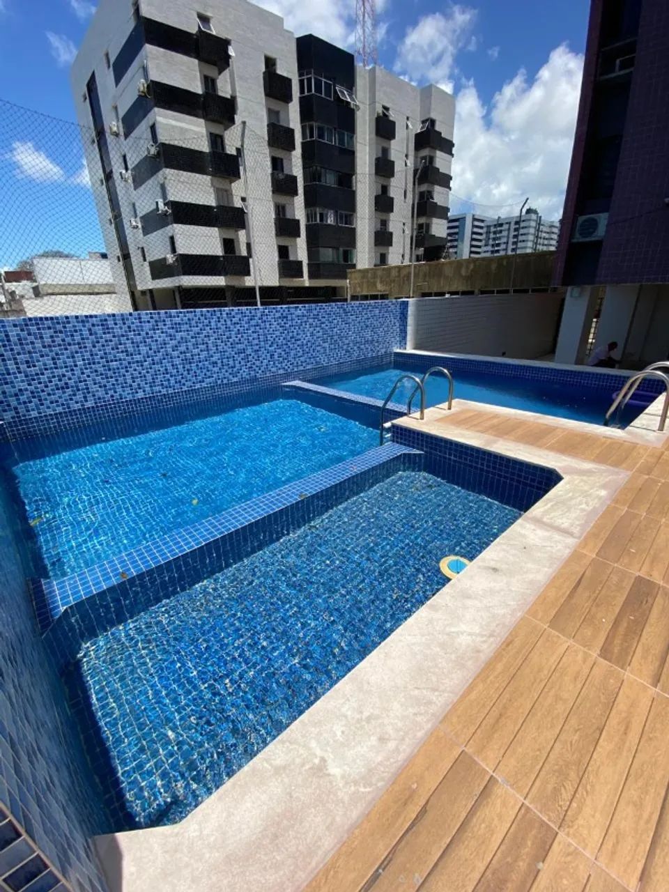 Alugo apartamento no Farol - Foto 2
