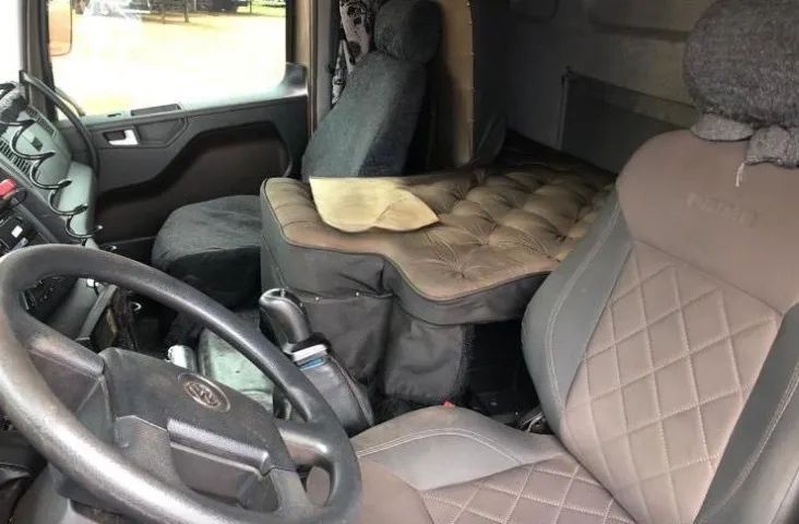 Volkswagen 24280  Caçamba  2017.  - Foto 4