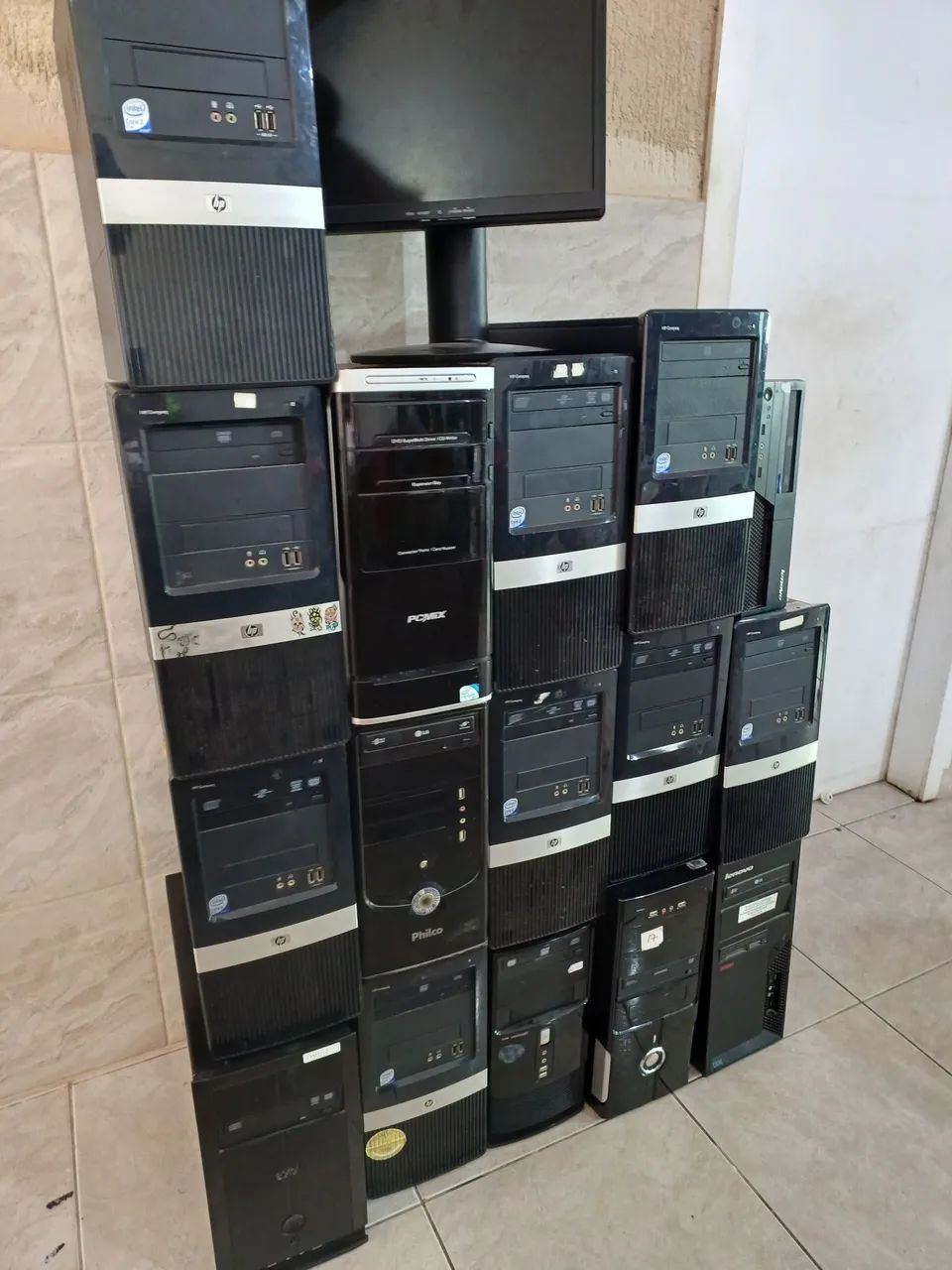 Lote de computador  antigo  - Foto 2