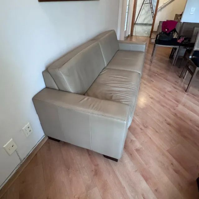 Par de sofás em couro   - Foto 2