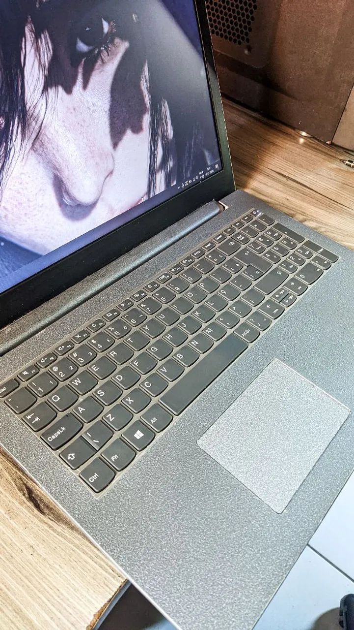 Notebook Lenovo i5 7a 8GB Ram SSD 240GB Placa Nvidia Dedicada - Foto 5