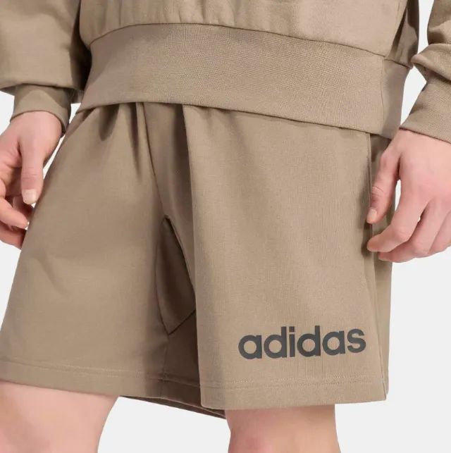 Bermuda adidas Essentials Linear Malha Simples - Foto 3