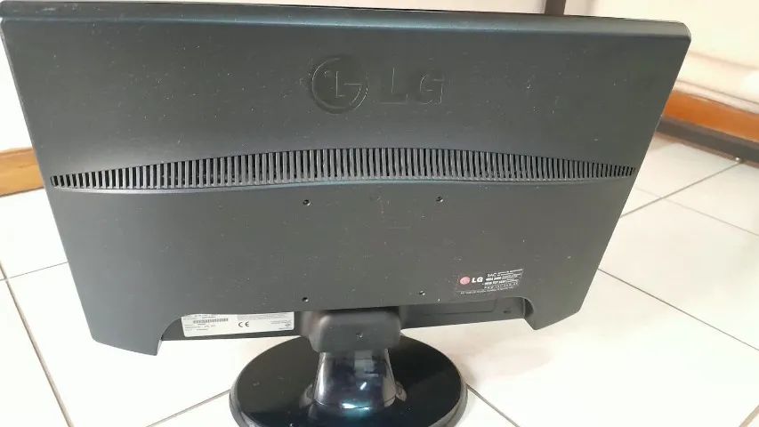 Monitor led LG 20" - Foto 2