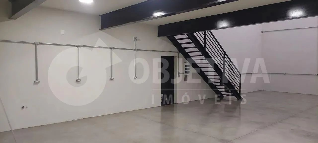 Galpão para aluguel, 3 vagas, MORUMBI - UBERLANDIA/MG - Foto 5