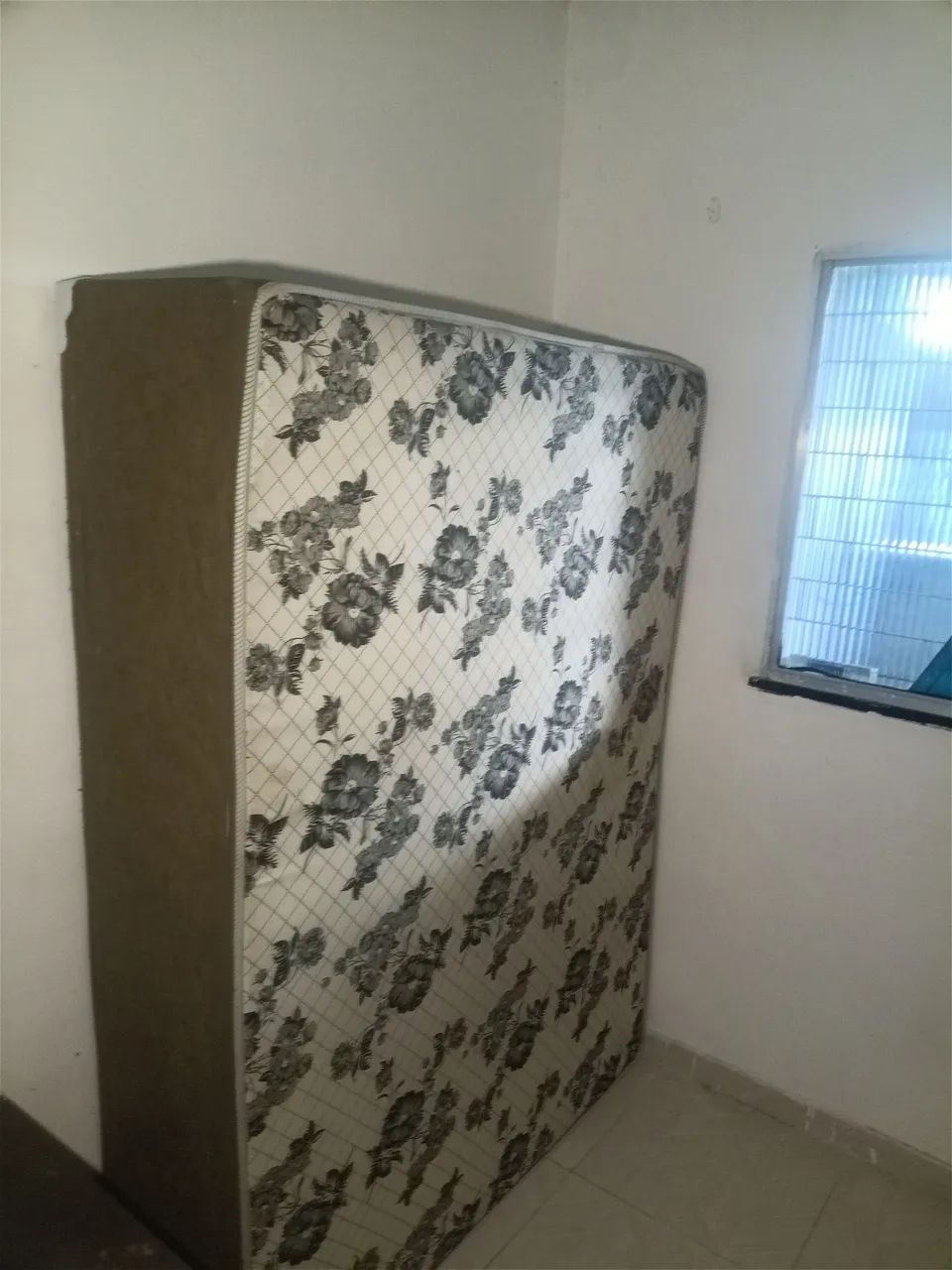 Cama box