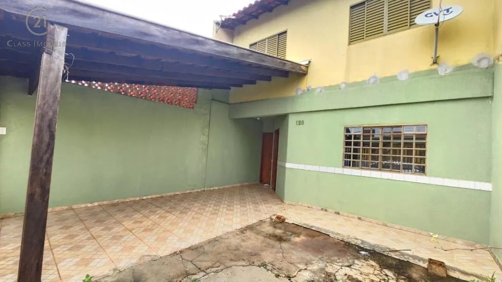 Casa para alugar em Londrina, Antares, com 3 quartos, com 200 m² - Foto 3