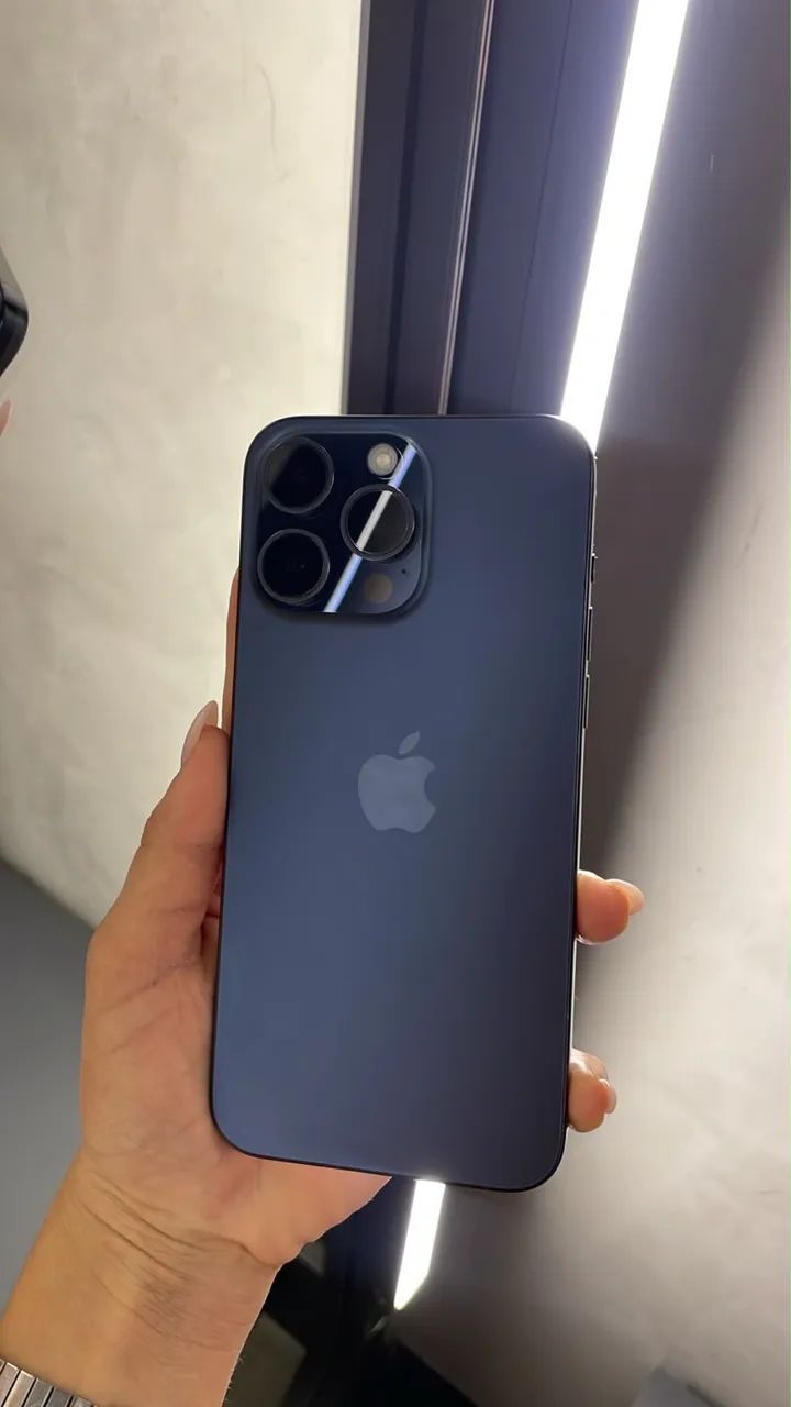 iPhone 15 pro max  - Foto 2