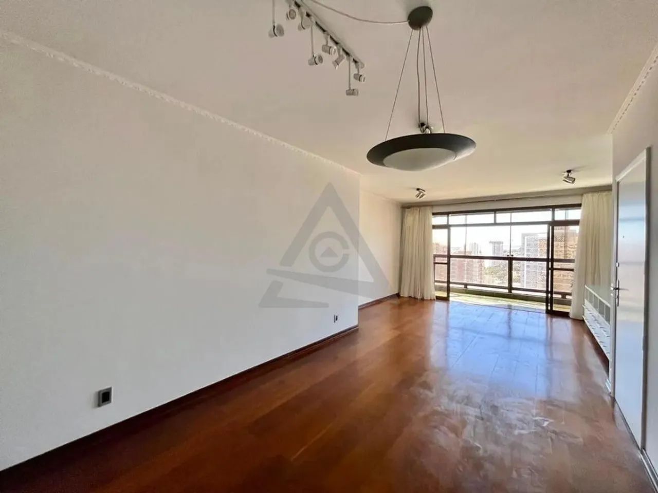 Apartamento para alugar em Campinas, Cambuí, com 3 quartos, com 129 m², Edifício Monte Car - Foto 3