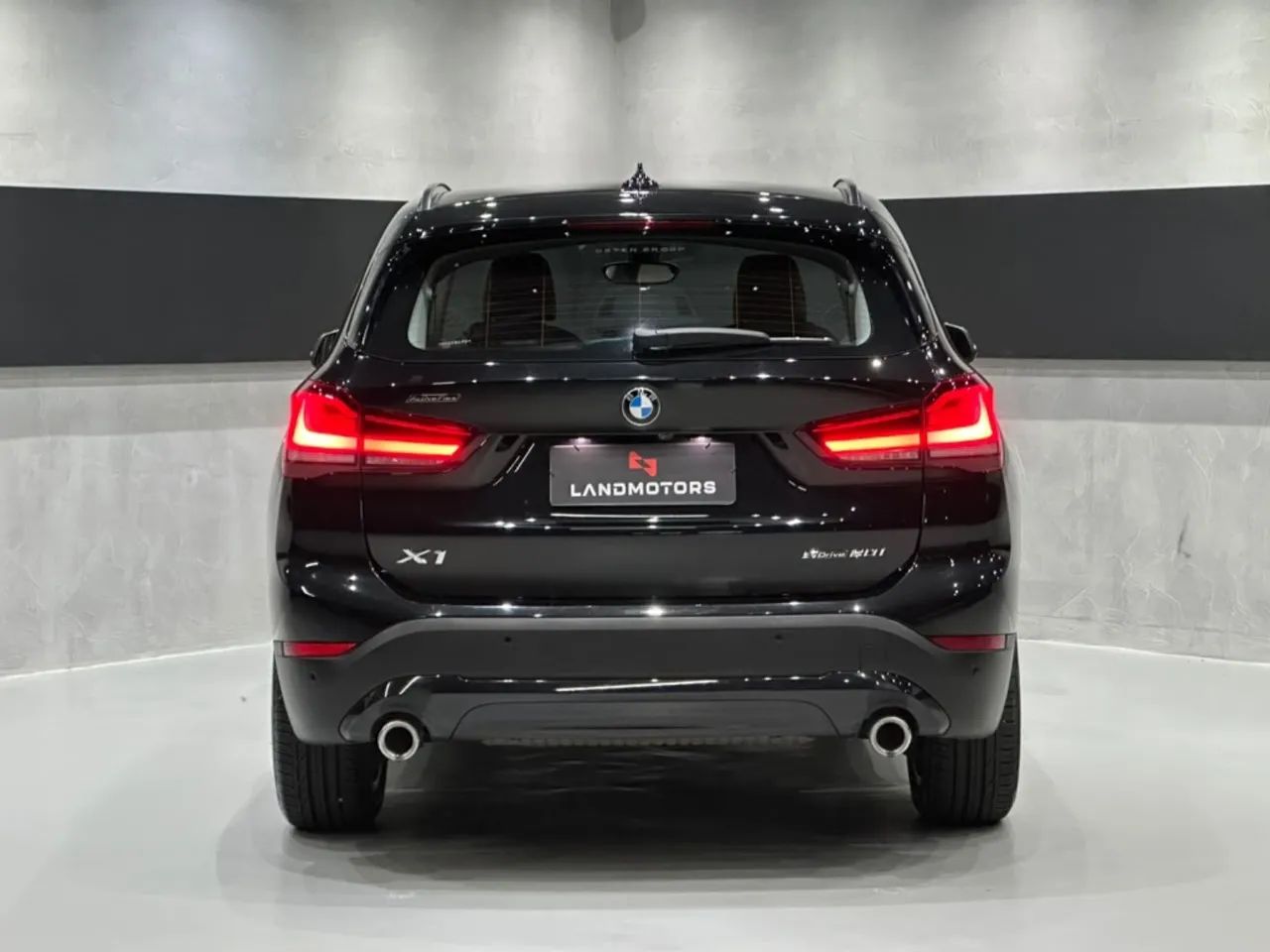 BMW X1 SDRIVE 20i X-Line 2.0 TB Aut., foto 19 de 20