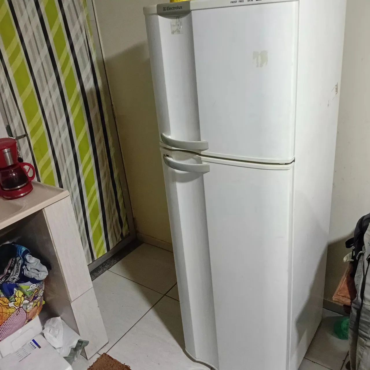 Vendo geladeira em muito bom estado  - Foto 4