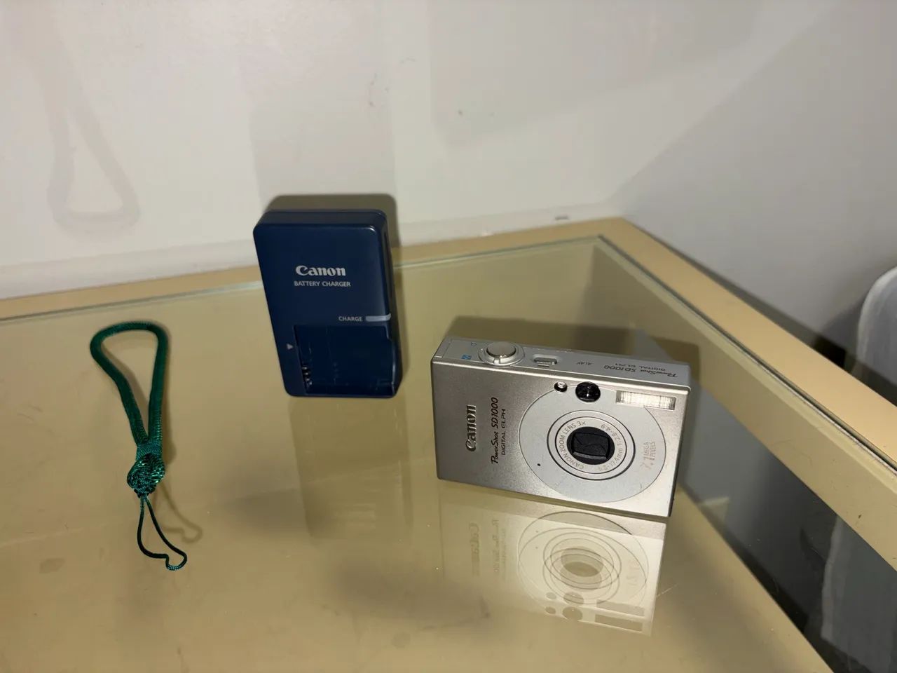 Canon IXUS 70 - PowerShot SD1000