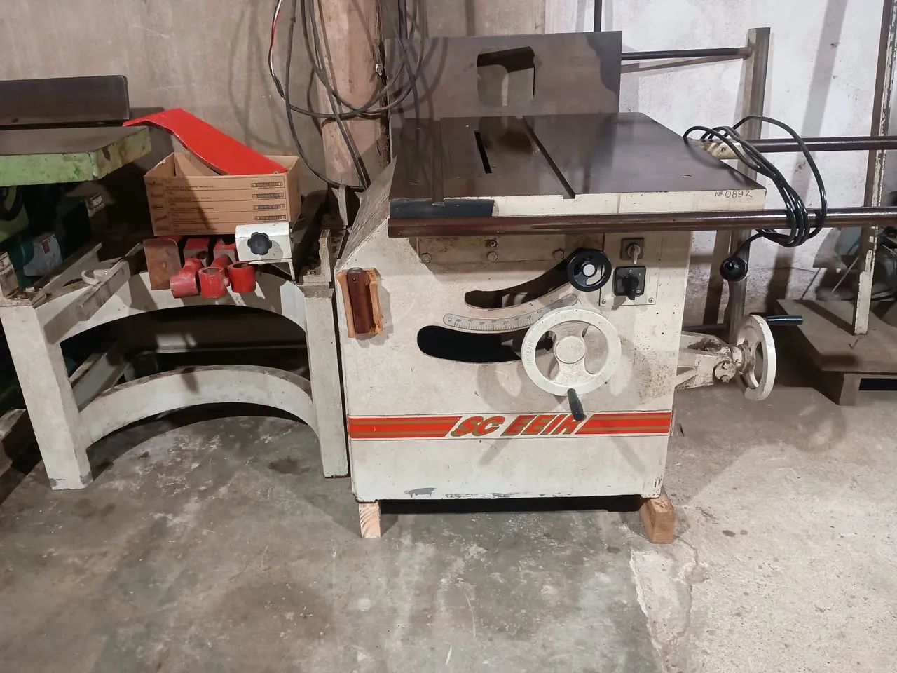 Máquina esquadrejadeira  - Foto 3