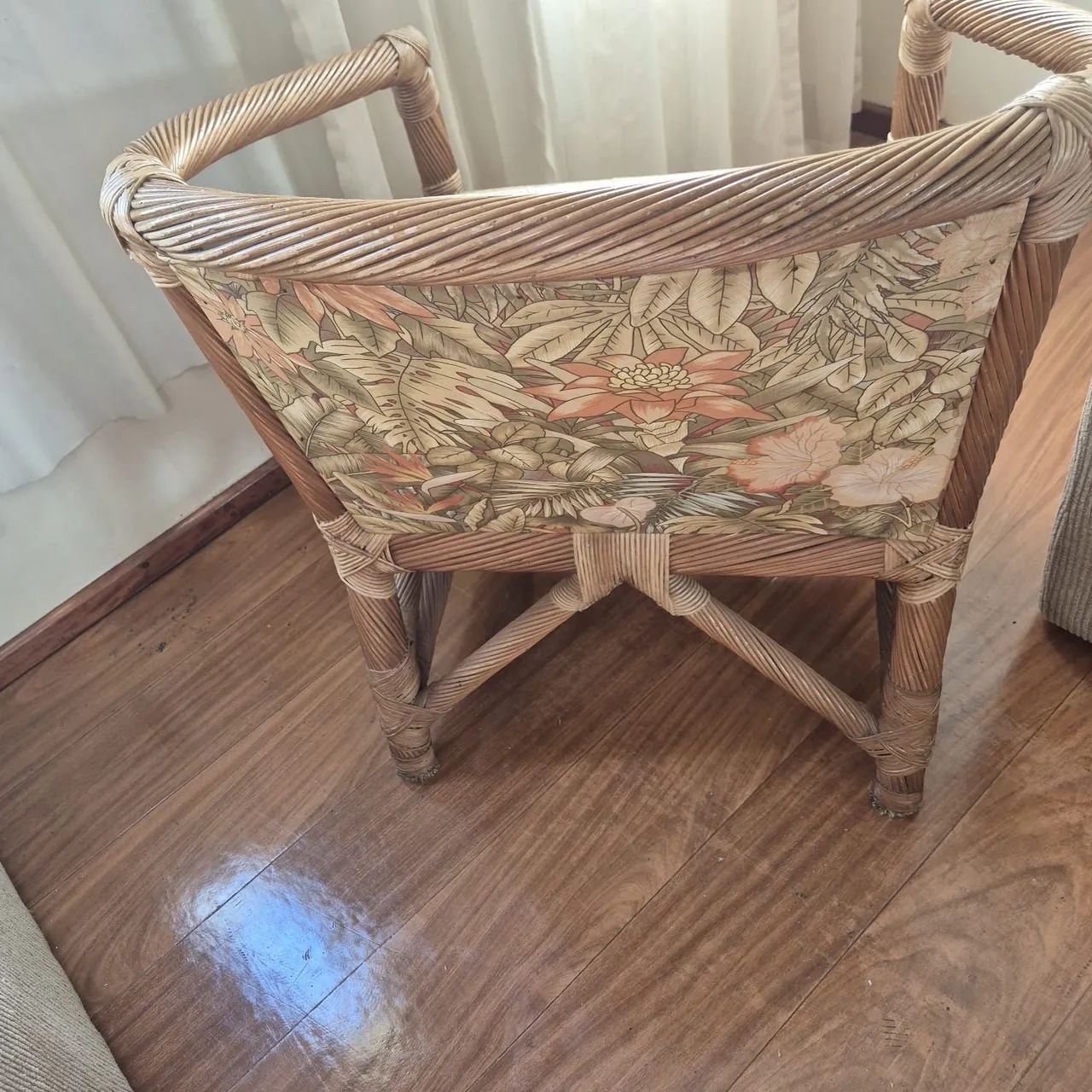 Cadeira Ratran estofada  - Foto 3