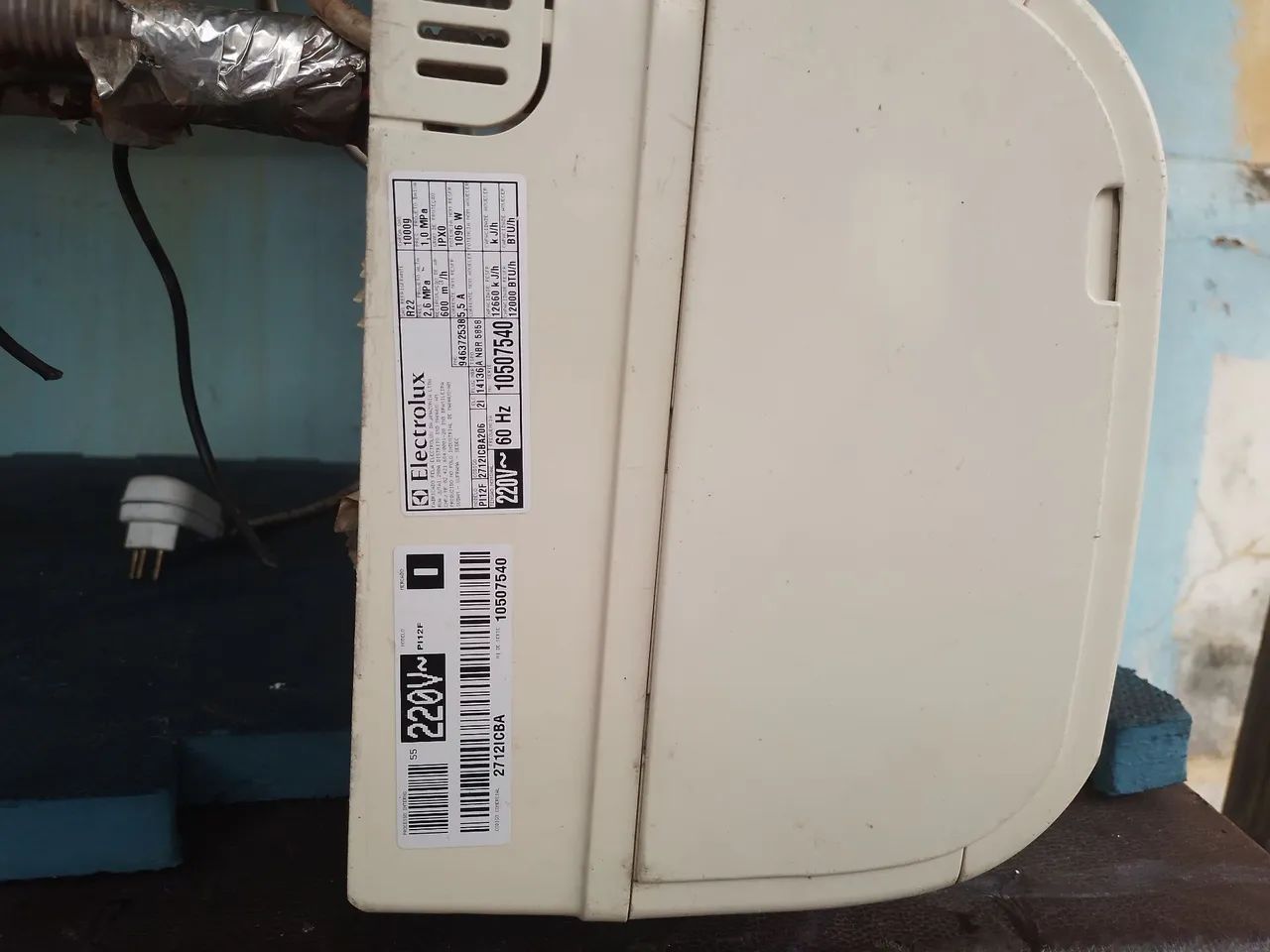 VENDO AR CONDICIONADO SPLIT ELETROLUX 12000 BTUS. - Foto 2