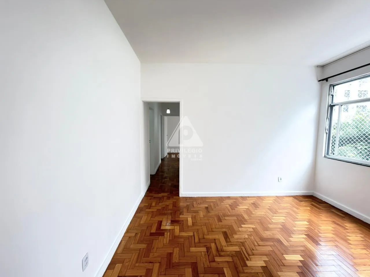 BOTAFGO | 65m² | 2 QUARTOS | REFORMADO | PRÓX. METRÔ - Foto 3