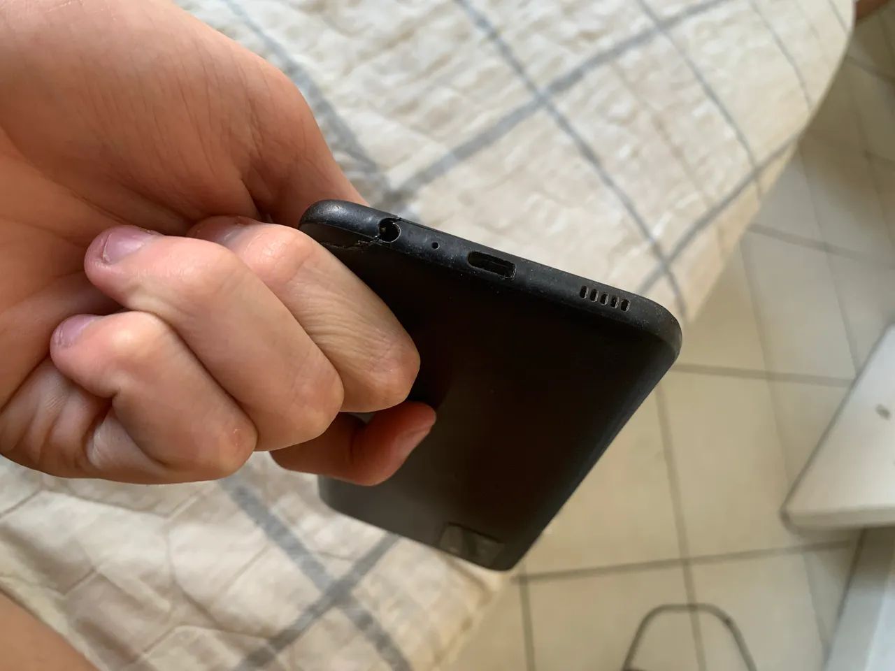 A03 s funcionando normal só está quebrado o conector de carregamento  - Foto 2