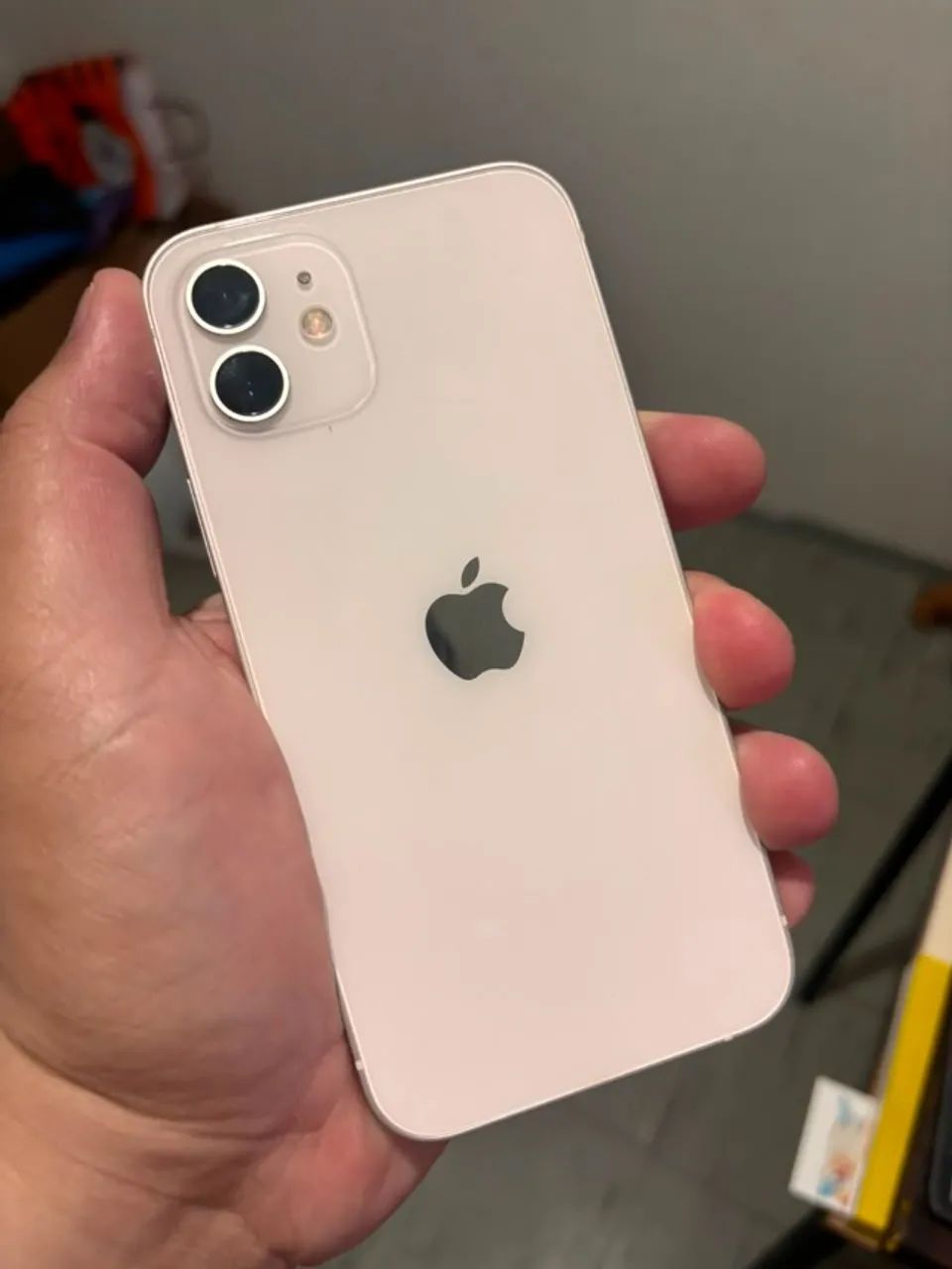 IPHONE 12 + CARREGADOR - ÓTIMO ESTADO  - Foto 2