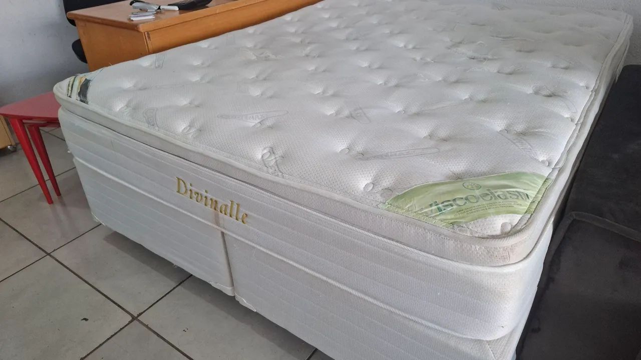 Cama box Queen size colchão herval  - Foto 3