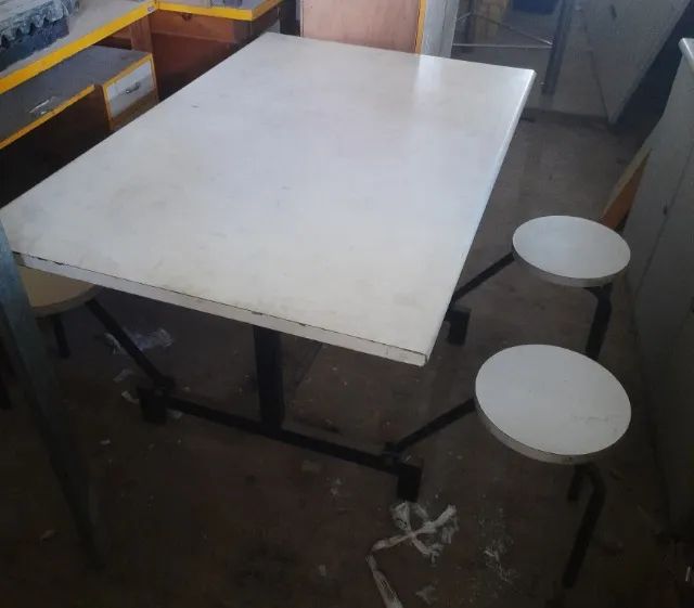Mesa Refeitório