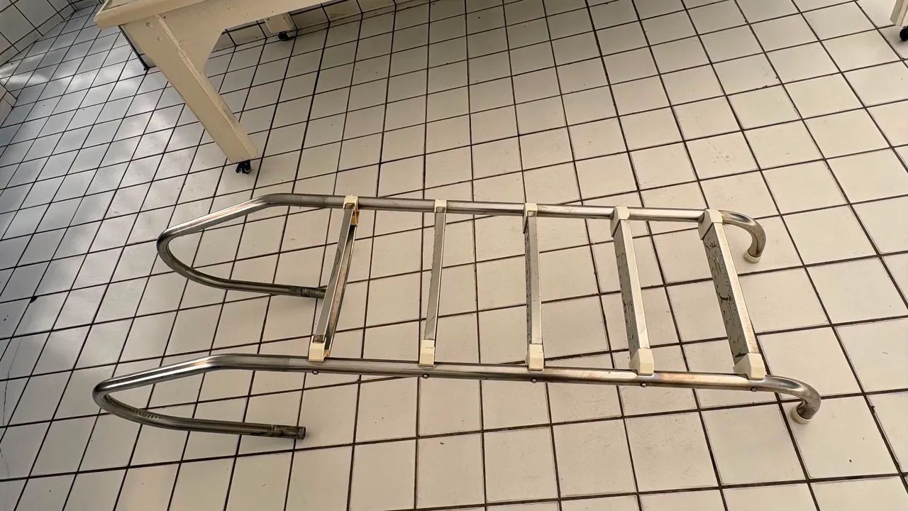 ESCADA PARA PISCINA  - Foto 4