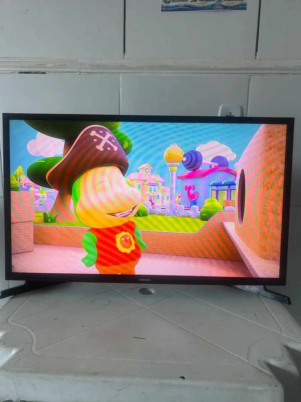 Vendo Tv 32 polegadas smart toda perfeita Samsung  - Foto 2