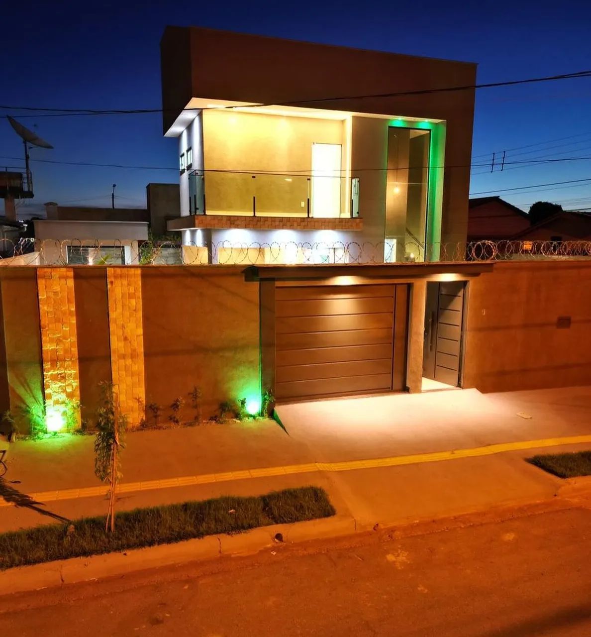 SOBRADO - SETOR FAIÇALVILLE - Foto 2